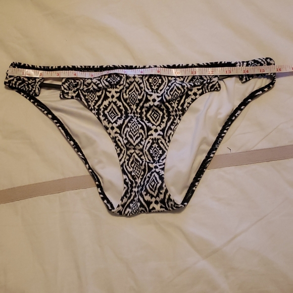 VS black/white bikini. MIXED SIZE. - Picture 8 of 8
